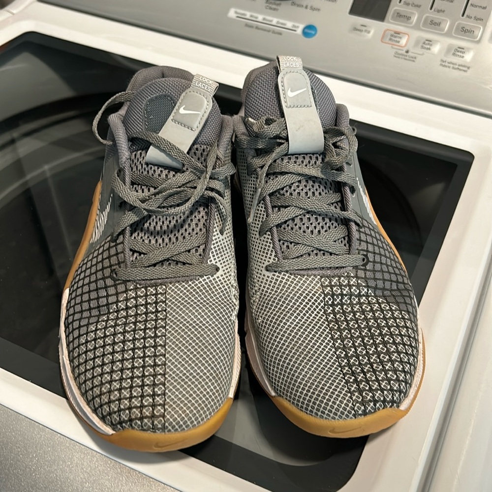 Nike Metcon men’s 8.5 in good condition